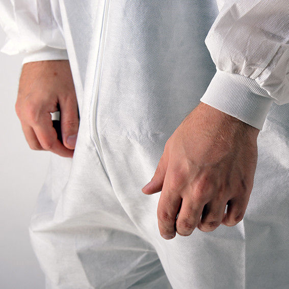 Vestiario di protezione medico eliminabile non irritante, abiti di funzionamento eliminabili